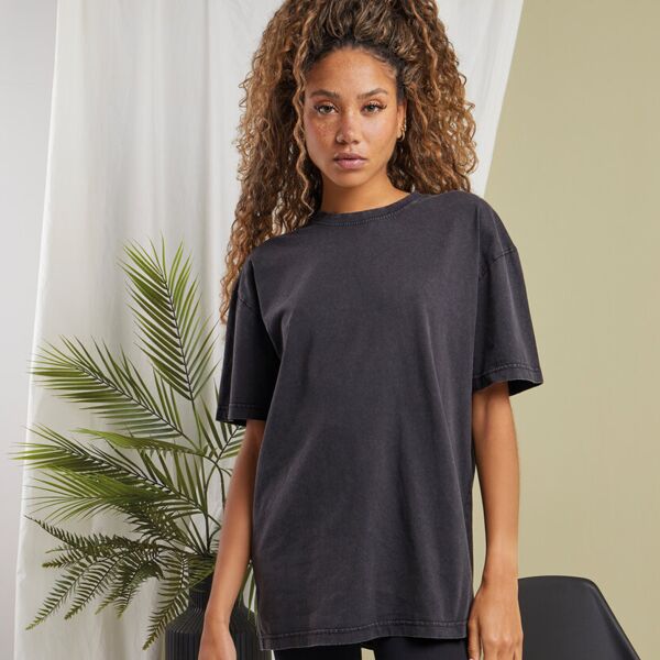 Women’s oversized acid wash tee Thumbnail