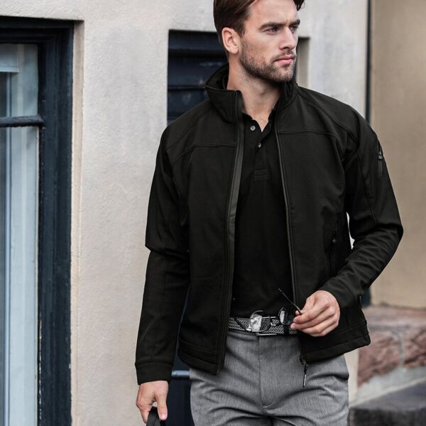 Duxbury – fashionable performance softshell jacket Thumbnail